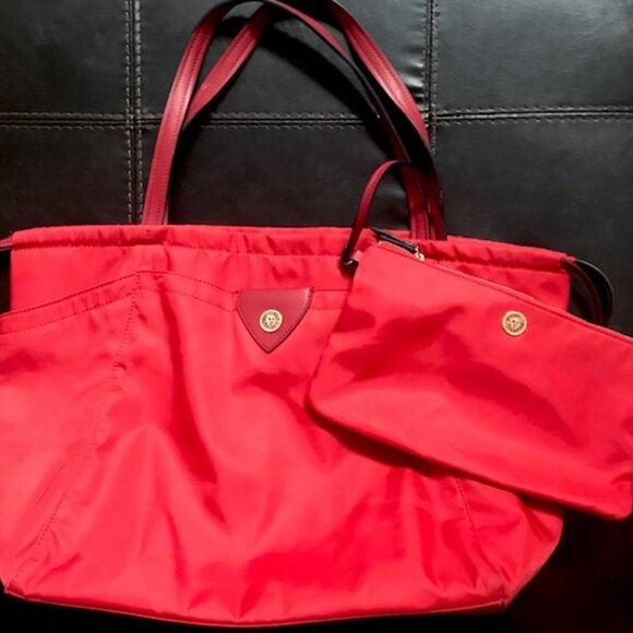 ANNE KLEIN ALLY Y2K NYLON TOTE BAG LARGE RED WEEKENDER WITH WRISTLET MAKEUP BAG - Picture 1 of 16